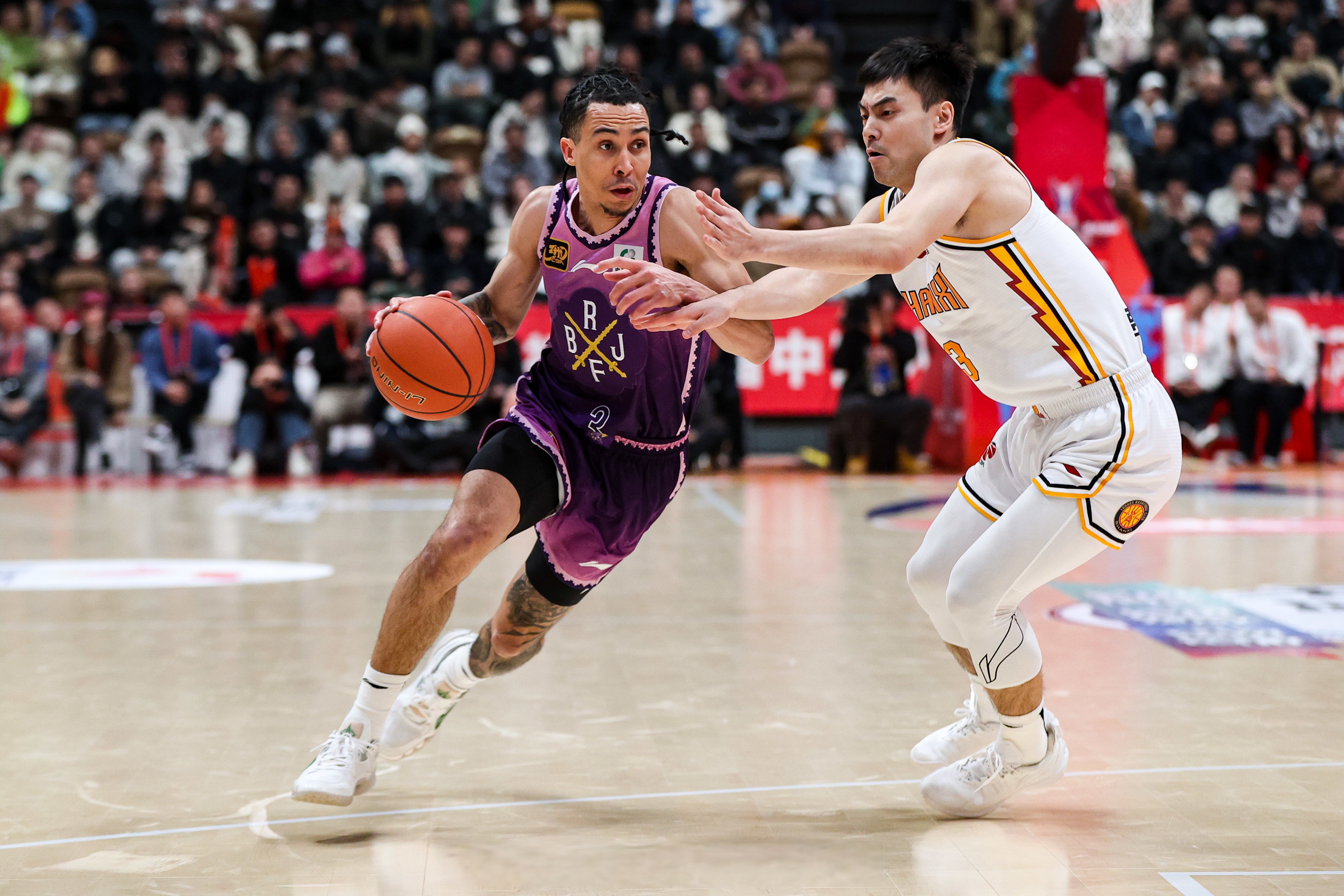 凯尔特人核心球员伤退，球队未来走势成疑，部分当前同时.